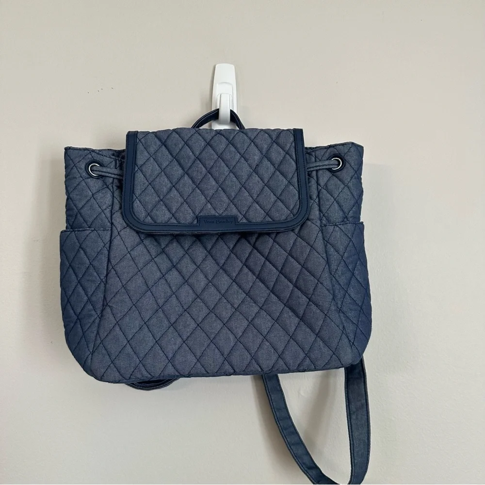 Vera Bradley Quilted Fabric Navy Backpack with Drawstring/Button Close GUC